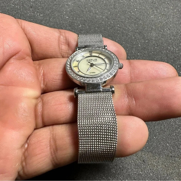 Hamlin Ultra Thin Ladies Quartz Watch Silver Tone Diamond Accent Dial Working - Picture 4 of 10